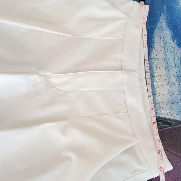 Lululemon Long Story Shorts - Picture 6 of 9